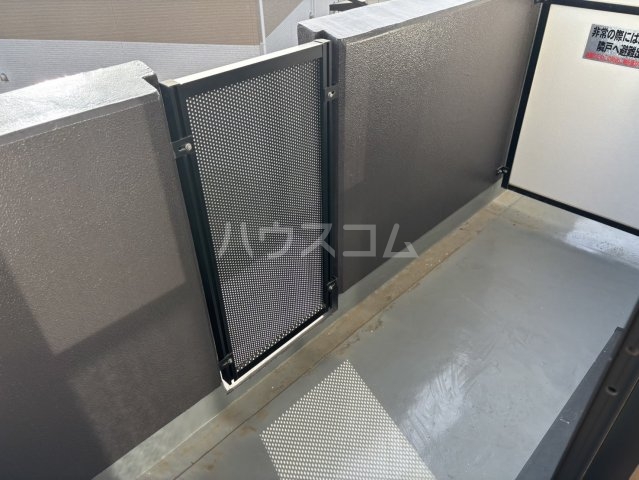 23/30 バルコニー