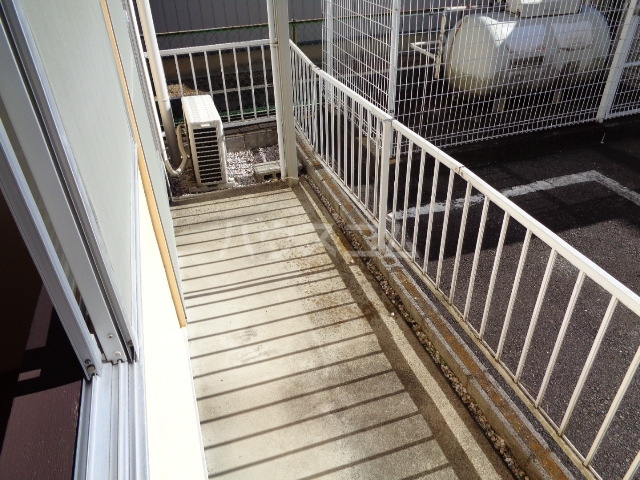 13/22 バルコニー