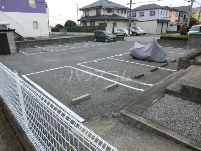 22/30 駐車場