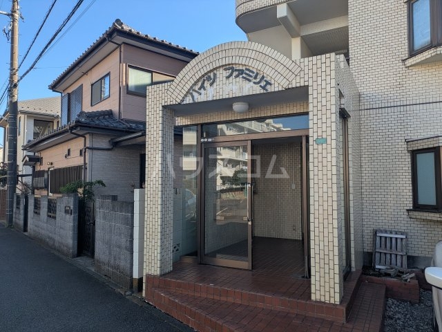 21/23 エントランス