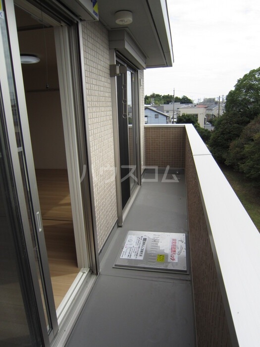 13/21 バルコニー