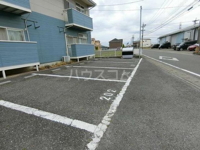 15/21 駐車場
