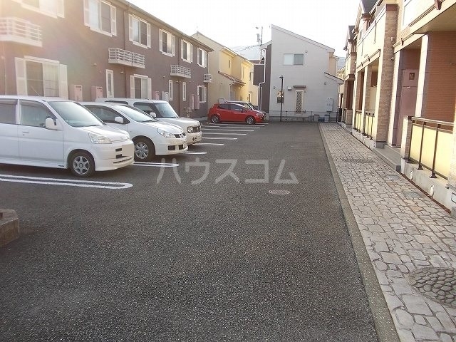 3/7 駐車場