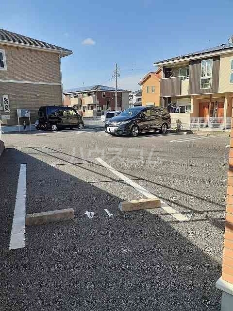14/22 駐車場