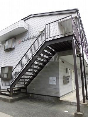 15/27 エントランス