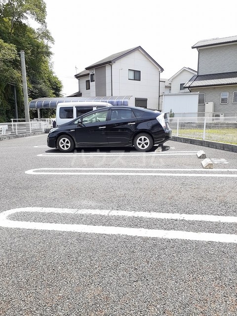 16/22 駐車場