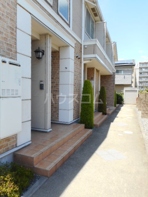 13/20 エントランス