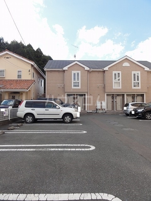 14/20 駐車場