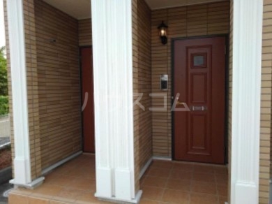 13/20 エントランス