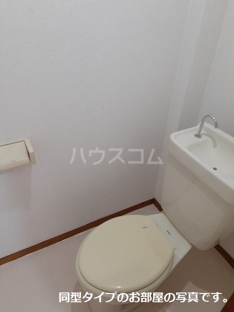 16/30 トイレ