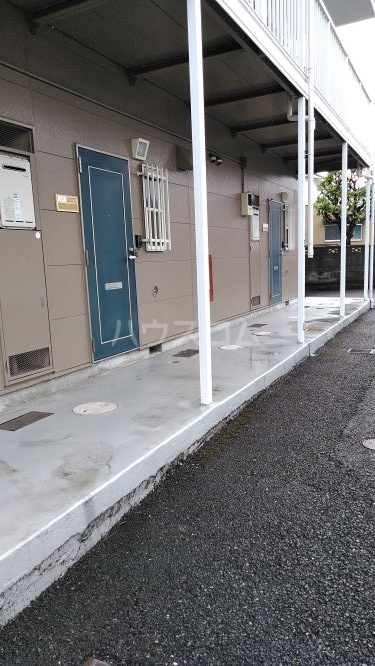 16/28 エントランス