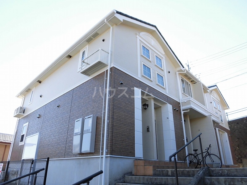 14/20 エントランス