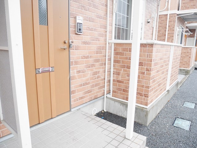 14/27 エントランス