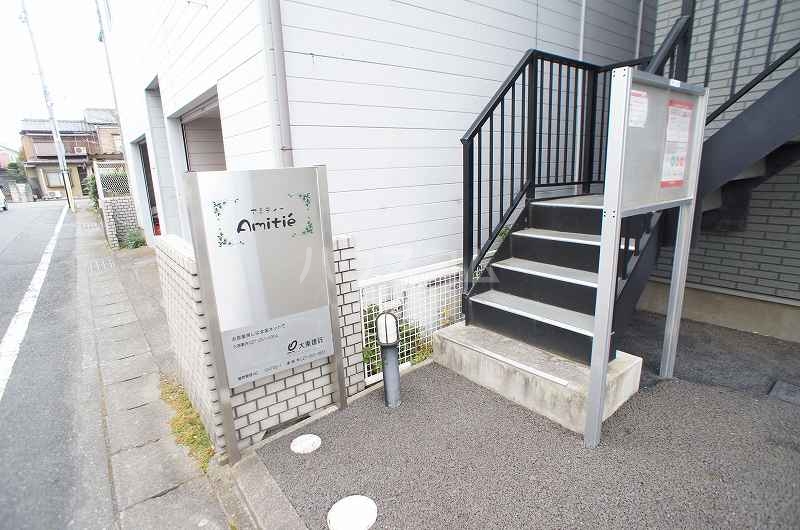 14/28 エントランス