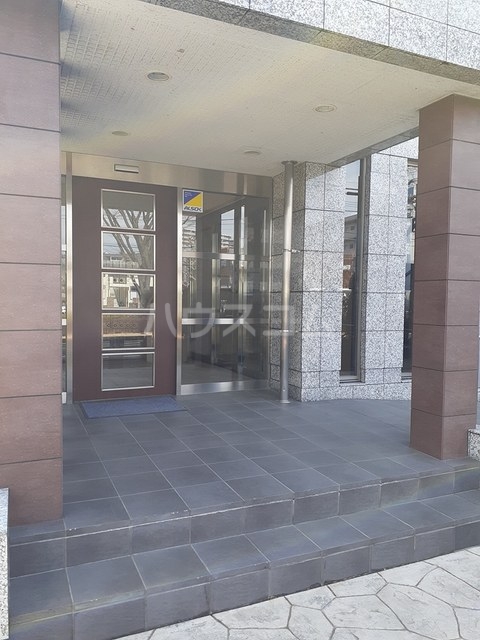 15/25 エントランス