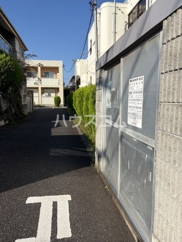 25/30 駐車場