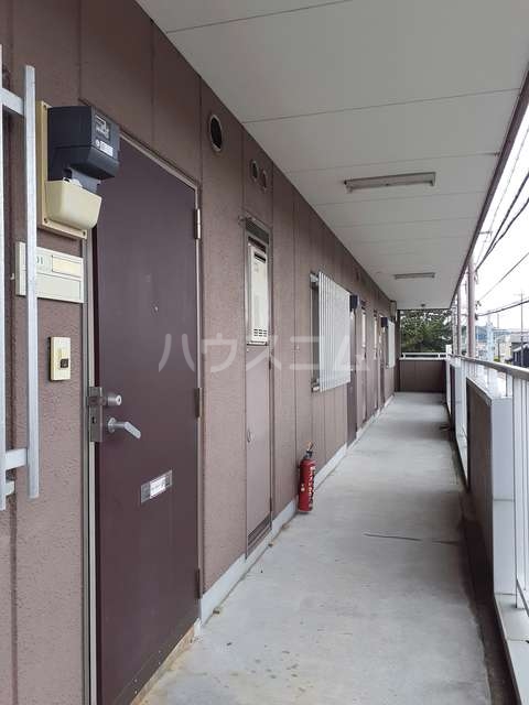 15/25 エントランス