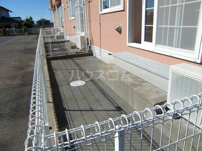 17/27 バルコニー