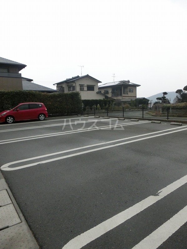 2/8 駐車場