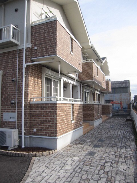 20/26 エントランス