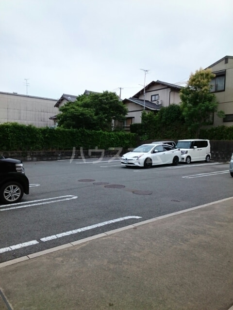 15/25 駐車場