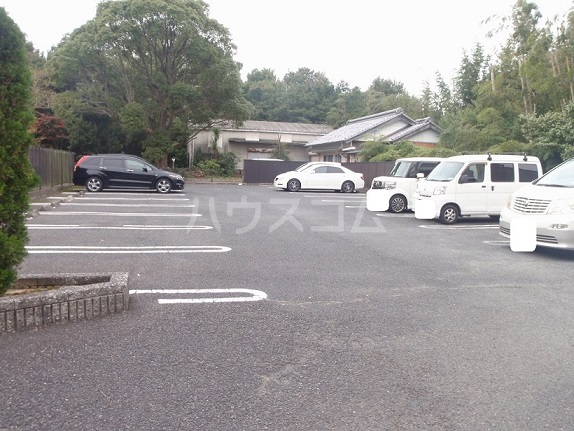 14/22 駐車場