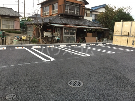 14/15 駐車場