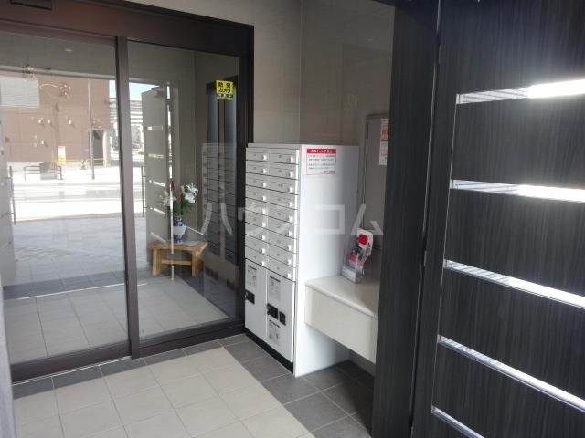 3/7 エントランス