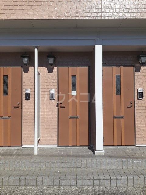 13/21 エントランス