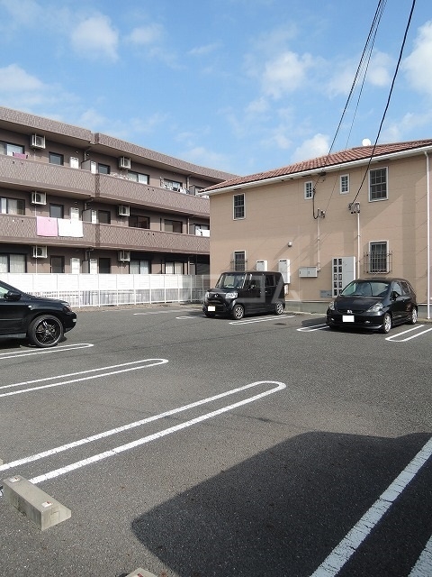 13/22 エントランス