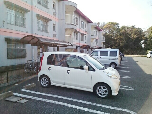 2/8 駐車場