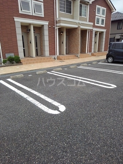 15/23 駐車場