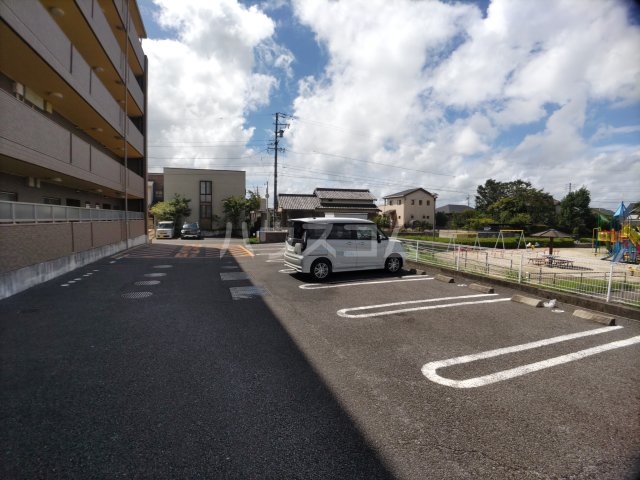 20/24 駐車場