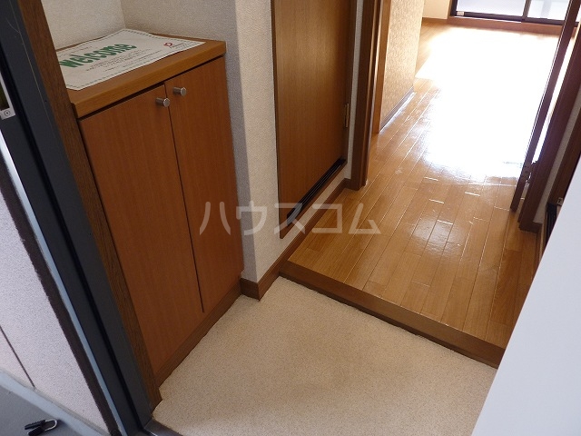 20/28 エントランス