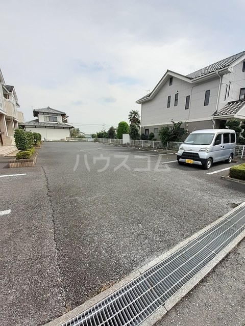 15/27 駐車場