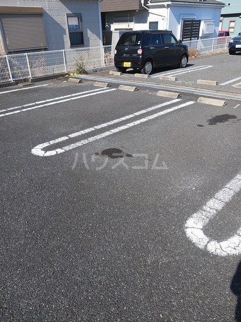 3/7 駐車場