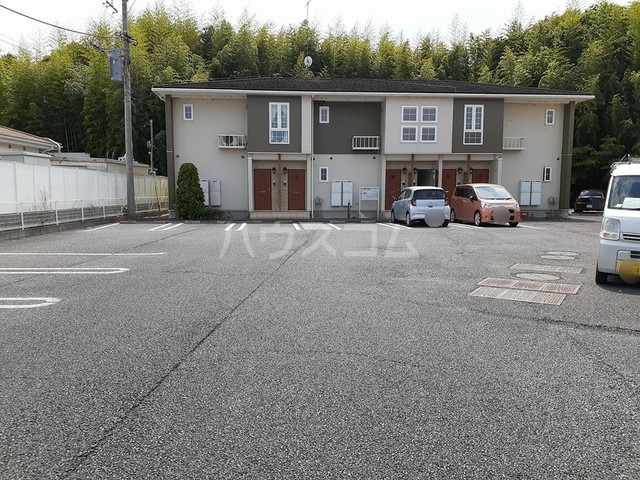 14/20 駐車場