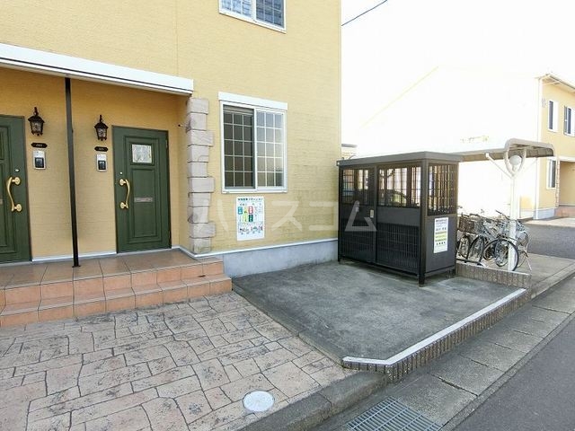 15/21 エントランス