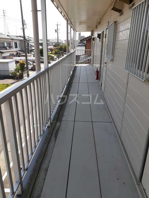 14/20 エントランス