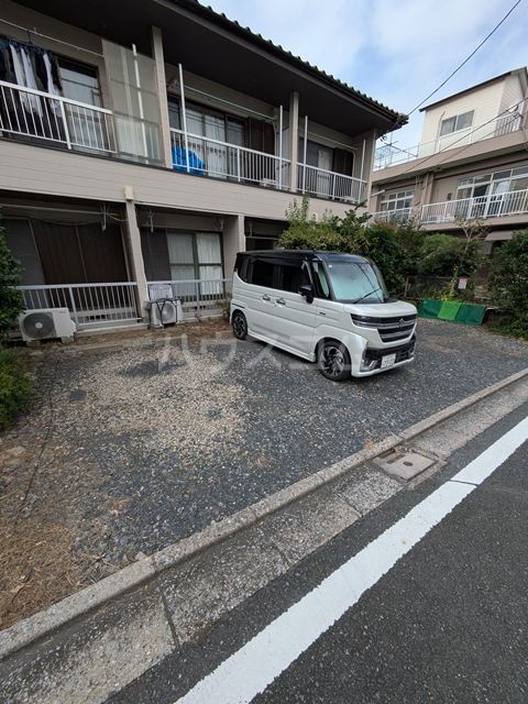 19/26 駐車場