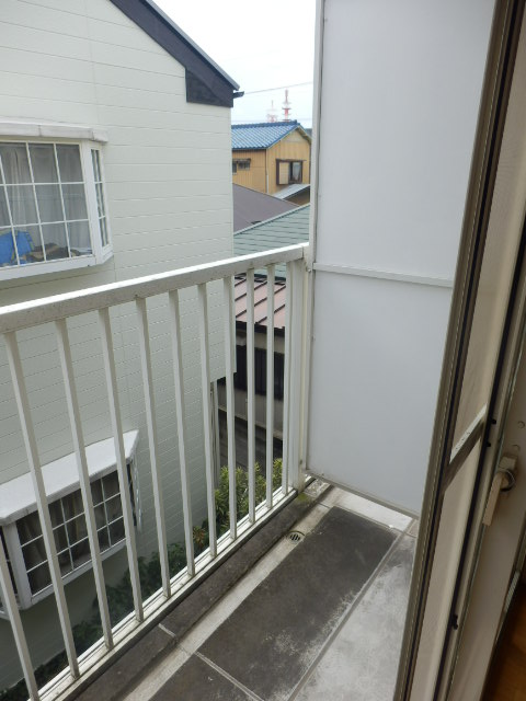 13/23 バルコニー