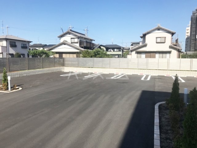 14/22 駐車場