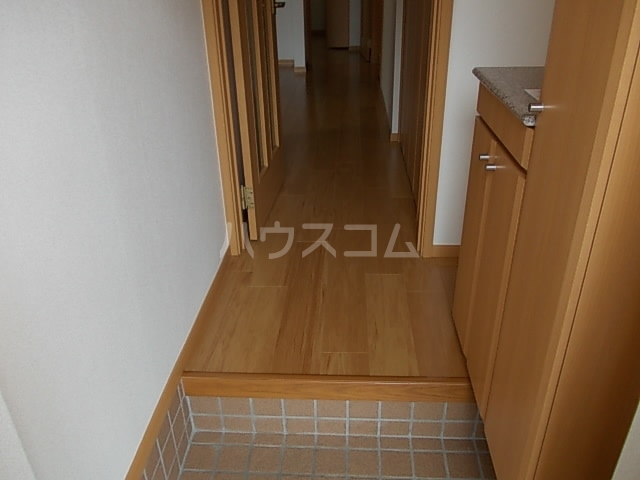 13/30 玄関