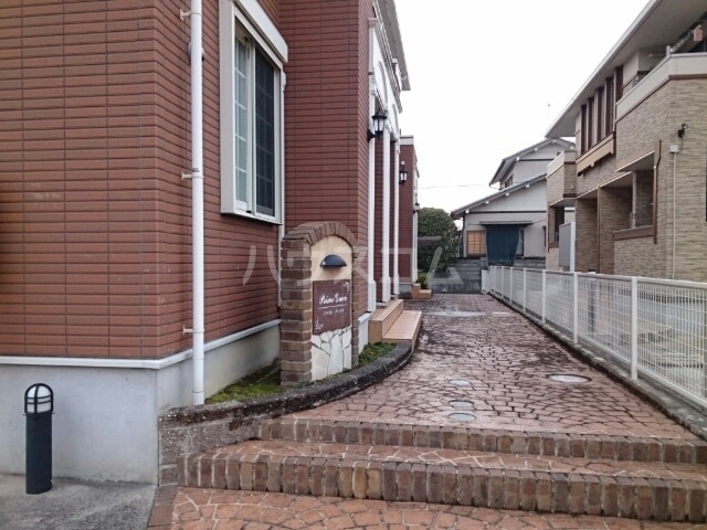 13/21 エントランス