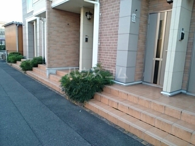 2/8 エントランス