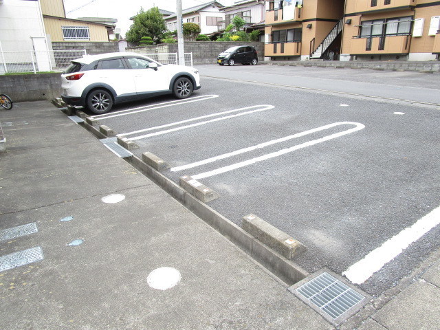 15/20 駐車場