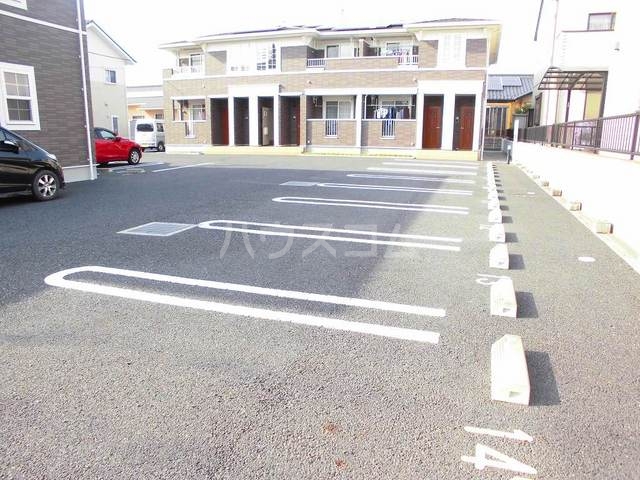 14/20 駐車場