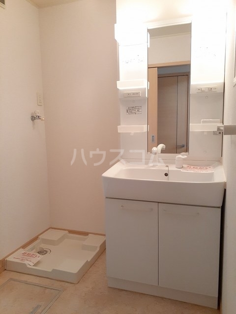 17/28 洗面