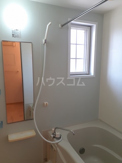 14/28 浴室
