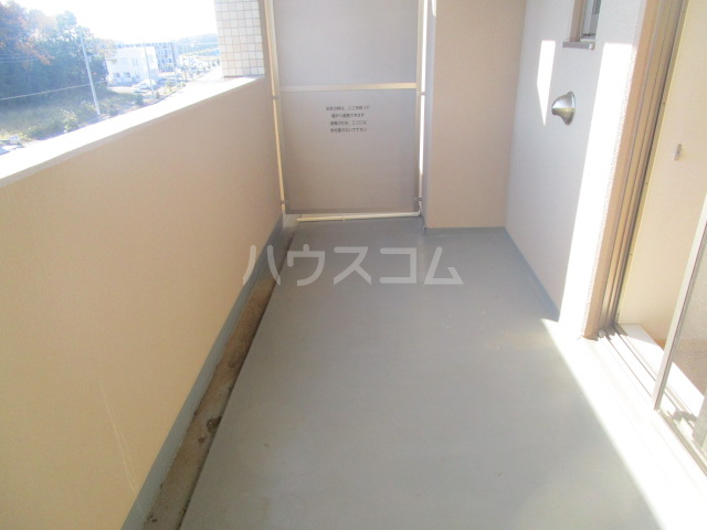 16/28 バルコニー